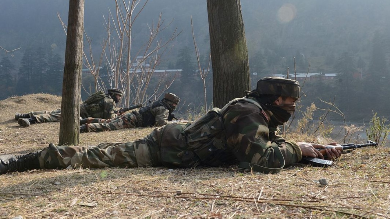 LOC पर घुसपैठ कर रहे दो आतंकियों को सेना ने मार गिराया, एक सप्ताह में दूसरी कोशिश नाकाम 