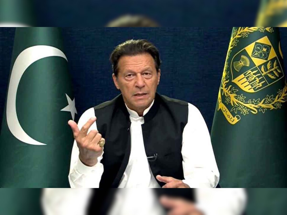Pakistan:  अब नए आर्मी चीफ से भी नाराज हो गए इमरान खान, कह दी यह बड़ी बात 
