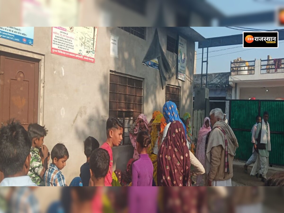 Sawai Madhopur: कौथाली गांव के पास अनियंत्रित होकर पलटी ट्रैक्टर-ट्रॉली, हादसे में गई चालक की जान