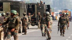 पाकिस्तान ने सांपों को पिलाया था कभी दूध, डंसने के बाद अब छुड़ा रहा है पीछा ! 