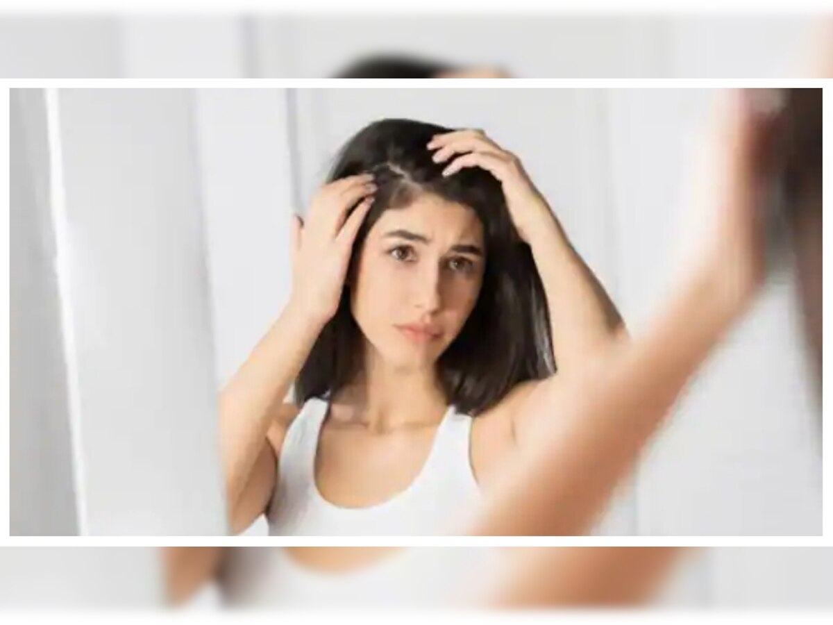 Hair Care Tips: सर्दियों में नहीं कर रहा है बाल धोने का मन? अपनाएं ये ट्रिक्स, शाइनी बनेंगे हेयर