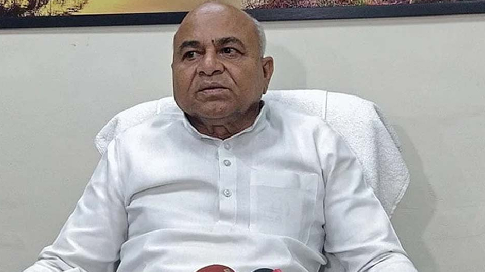 MP Politics: आयुष्मान योजना को लेकर नेता प्रतिपक्ष का बड़ा आरोप, सीएम शिवराज से की ये मांग MP Politics: आयुष्मान योजना को लेकर नेता प्रतिपक्ष का बड़ा आरोप, सीएम शिवराज से की ये मांग