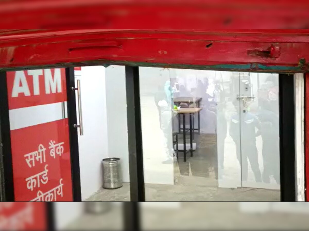 Dausa News: महवा में बालाहेड़ी कस्बे से बदमाशों ने फिर उखाड़ा ATM, पुलिस कर रही तलाश