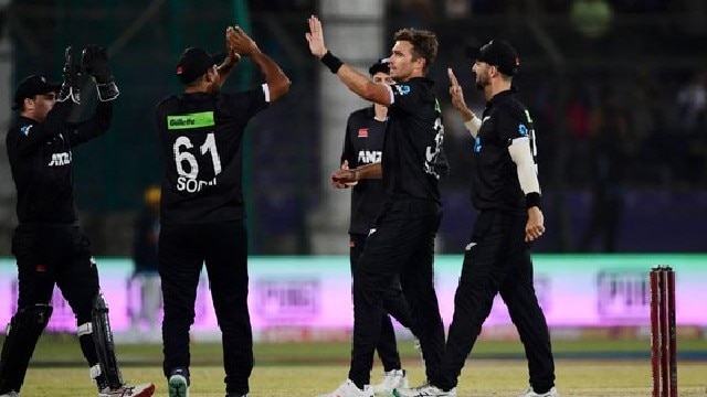 IND vs NZ, T20I Series: भारत दौरे के लिये न्यूजीलैंड ने किया टी20 टीम का ऐलान, सैंटनर की कप्तानी में इन प्लेयर्स को मिला मौका