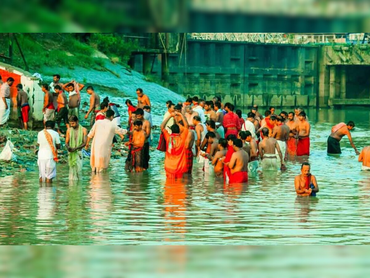 Makar Sankranti 2023 SnanTime: मकर संक्रांति पर इतने बजे तक कर लें स्नान, जानिए पुण्यकाल का समय