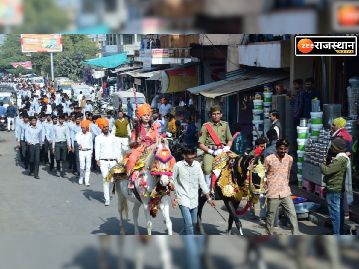 Jalore: स्वामी विवेकानंद जयंती पर घोष वादन के साथ निकला पथ संचलन, लोगों ने देशभक्ति तरानों की गूंज के साथ की पुष्पवर्षा