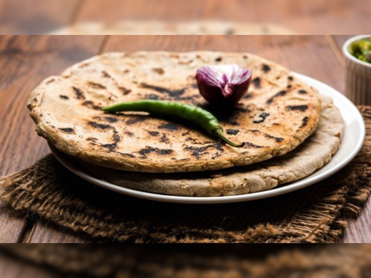Benefits Of Eating Bajra Roti: सर्दियों में जरूर खाएं बाजरे की रोटी, ये बीमारियां आपको दूर से ही बोल देंगी Bye! Bye!