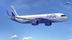 Flight: ଯାତ୍ରା ବେଳେ ହଠାତ୍ ବିମାନରେ ଅସୁସ୍ଥ ହୋଇ ପଡିଲେ ବୃଦ୍ଧ, ହସ୍ପିଟାଲ ପହଞ୍ଚିବା ପୂର୍ବରୁ 