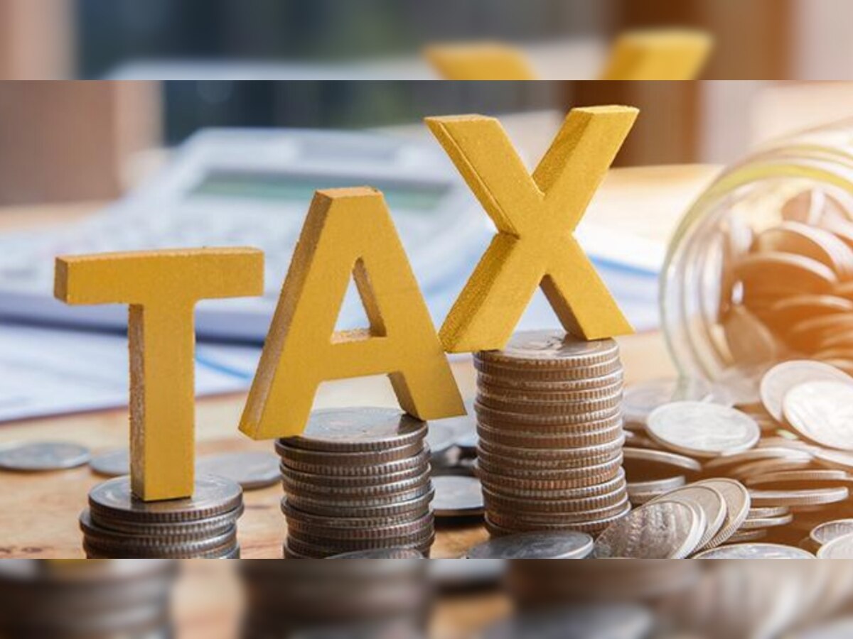 Income Tax Slab:  50 हजार रुपये है सैलरी तो नए या पुराने, किस टैक्स स्लैब से बचेगा टैक्स? समझें पूरा गणित