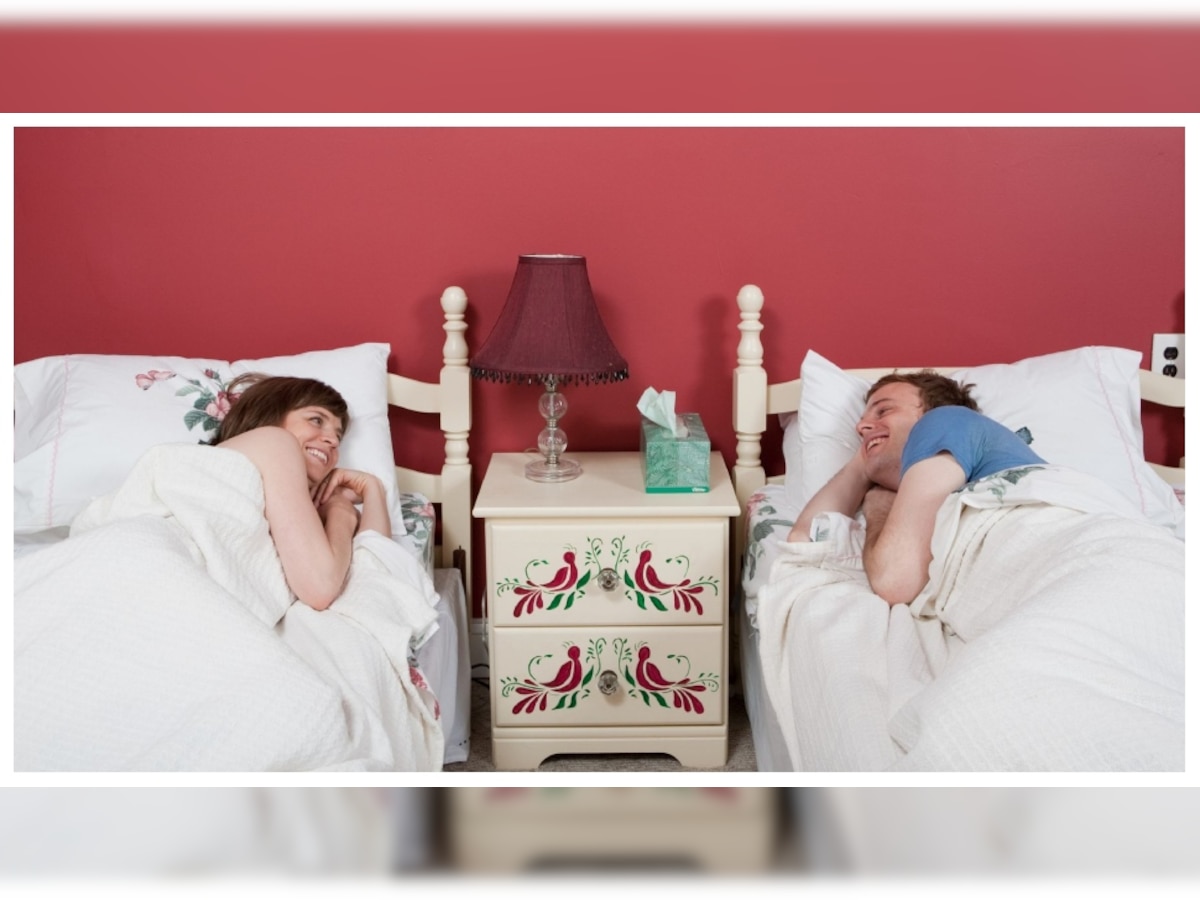 Relationship Tips: अलग-अलग कमरे में सोने से पति-पत्नी को मिलेंगे ये बड़े लाभ, फायदे जानकर चौंक जाएंगे आप
