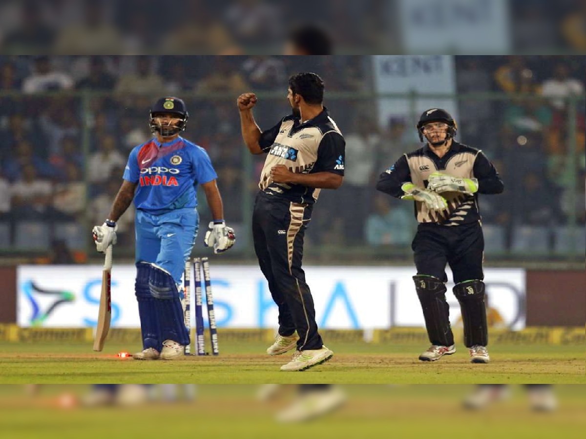 IND vs NZ 1st ODI: ଶ୍ରେୟସ୍ ଆୟରଙ୍କ ପରେ ବର୍ତ୍ତମାନ ଏହି ଖେଳାଳି ମଧ୍ୟ ପ୍ରଥମ ଦିନିକିଆରୁ ହେଲେ ବାହାର
