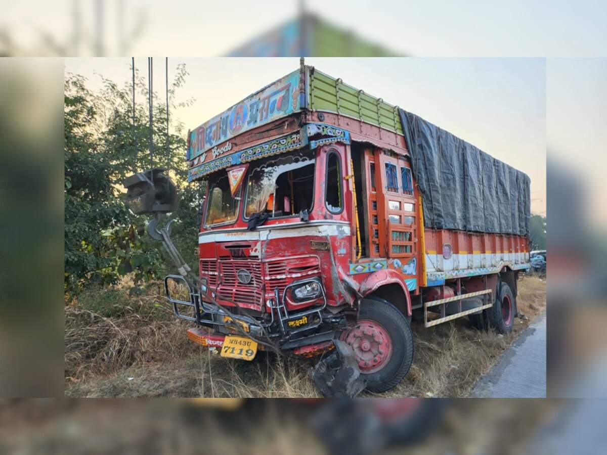 Maharashtra Road Accident: महाराष्ट्र में भीषण सड़क हादसा, 13 लोगों की गई जान