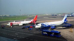 फ्लाइट से यात्रा करने वालों की हर दिन बढ़ रही संख्या, दिसंबर में आई 13 फीसदी की तेजी