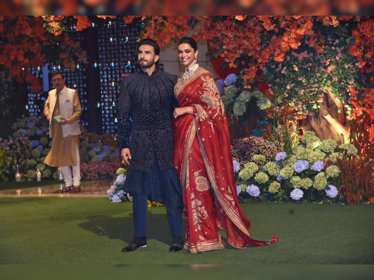 Deepika padukone look stunning in red gorgeous saree with ranveer singh ...
