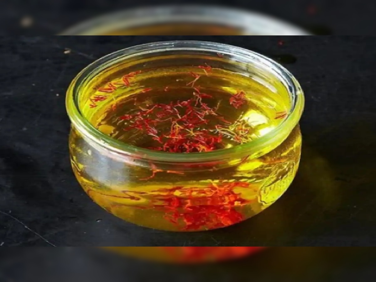 Saffron Water Benefits in Winter Kesar Pani Ke Fayde In Hindi sdmp