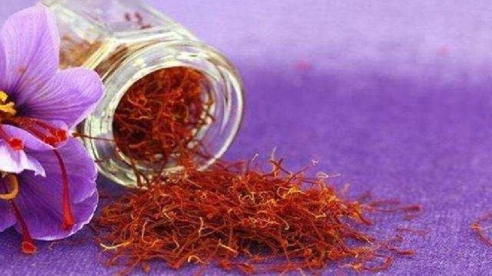 Saffron Water Benefits in Winter Kesar Pani Ke Fayde In Hindi sdmp
