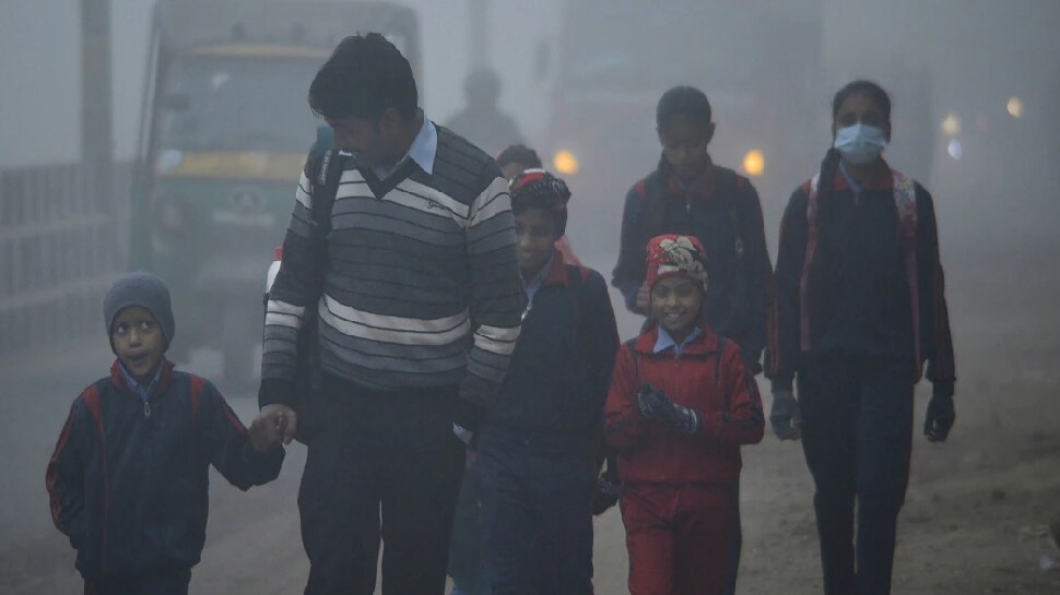 Gurugram: सर्दी के चलते बढ़ाई गई छुट्टियां होने वाली हैं खत्म, सोमवार से खुलेंगे स्कूल