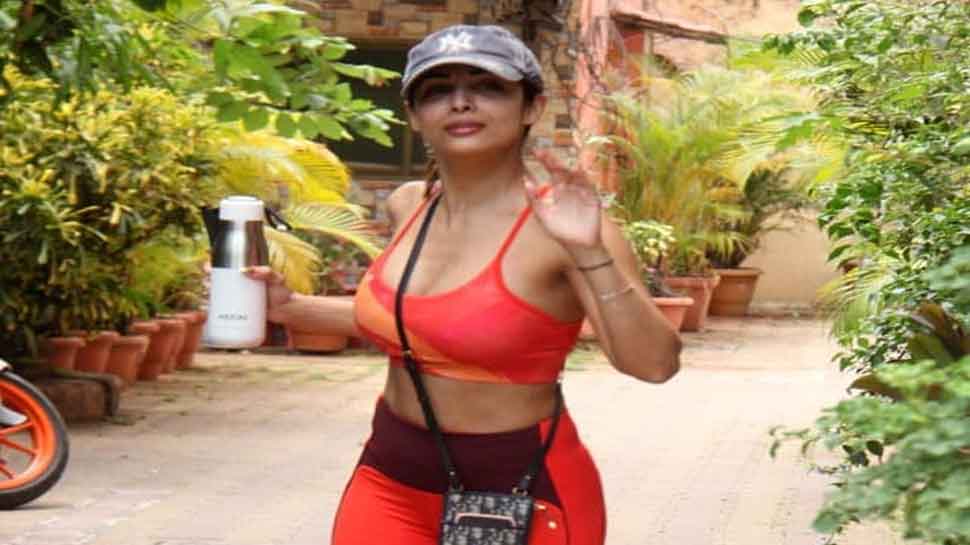 यूजर्स ही नहीं Malaika Arora के साथी भी जमकर उड़ाते हैं उनकी चाल का मजाक, यकीन ना हो ते देख लें ये वीडियो