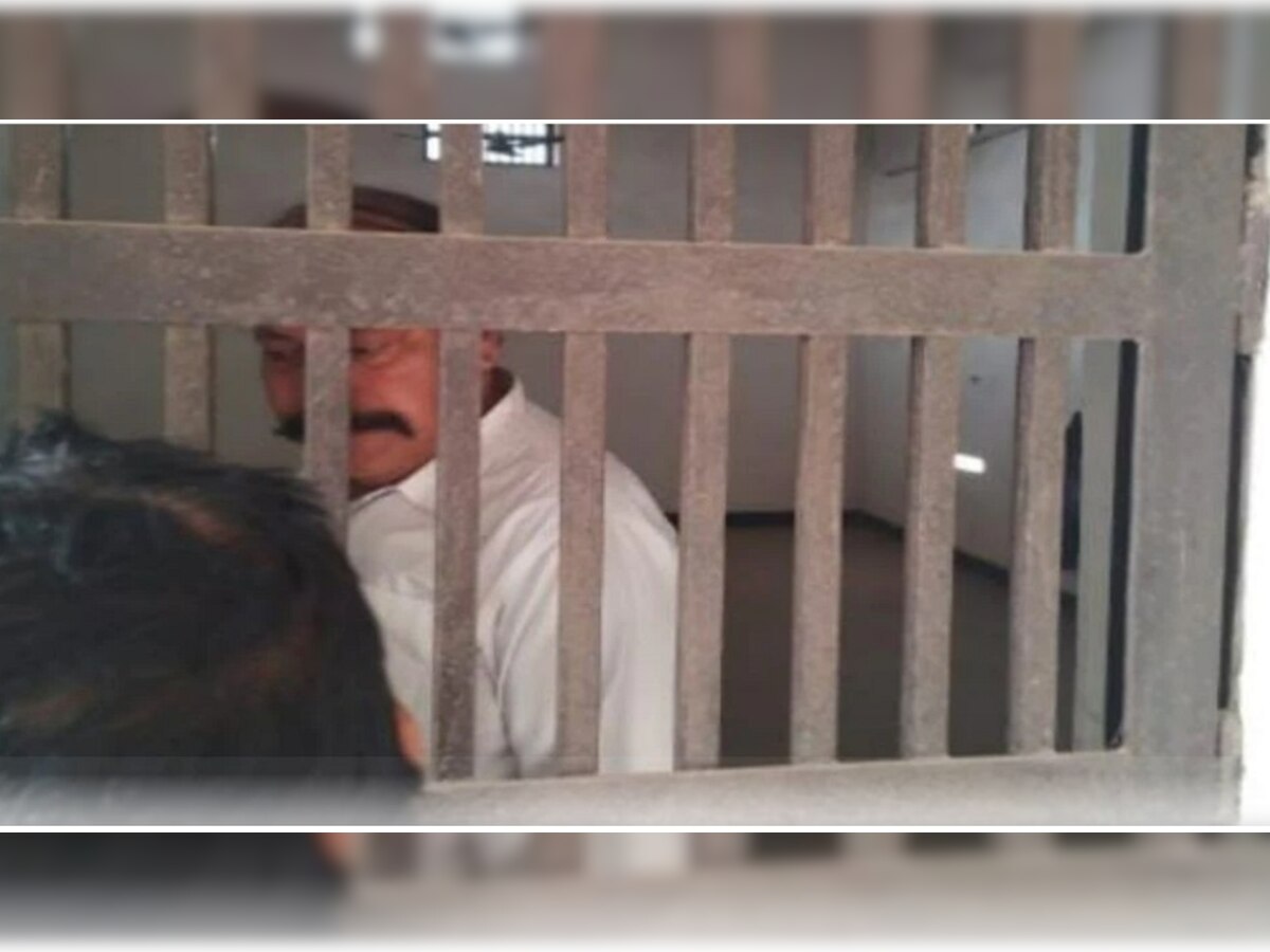 Noida News: खरीदारों का पैसा नहीं देने पर अंसल हाउसिंग का डायरेक्टर गिरफ्तार, भेजा गया जेल