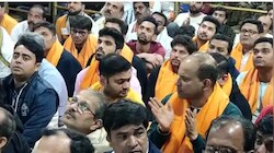 महाकाल के दरबार पंहुचे भारतीय क्रिकेट प्लेयर्स! ऋषभ पंत के लिए मांगी दुआ 