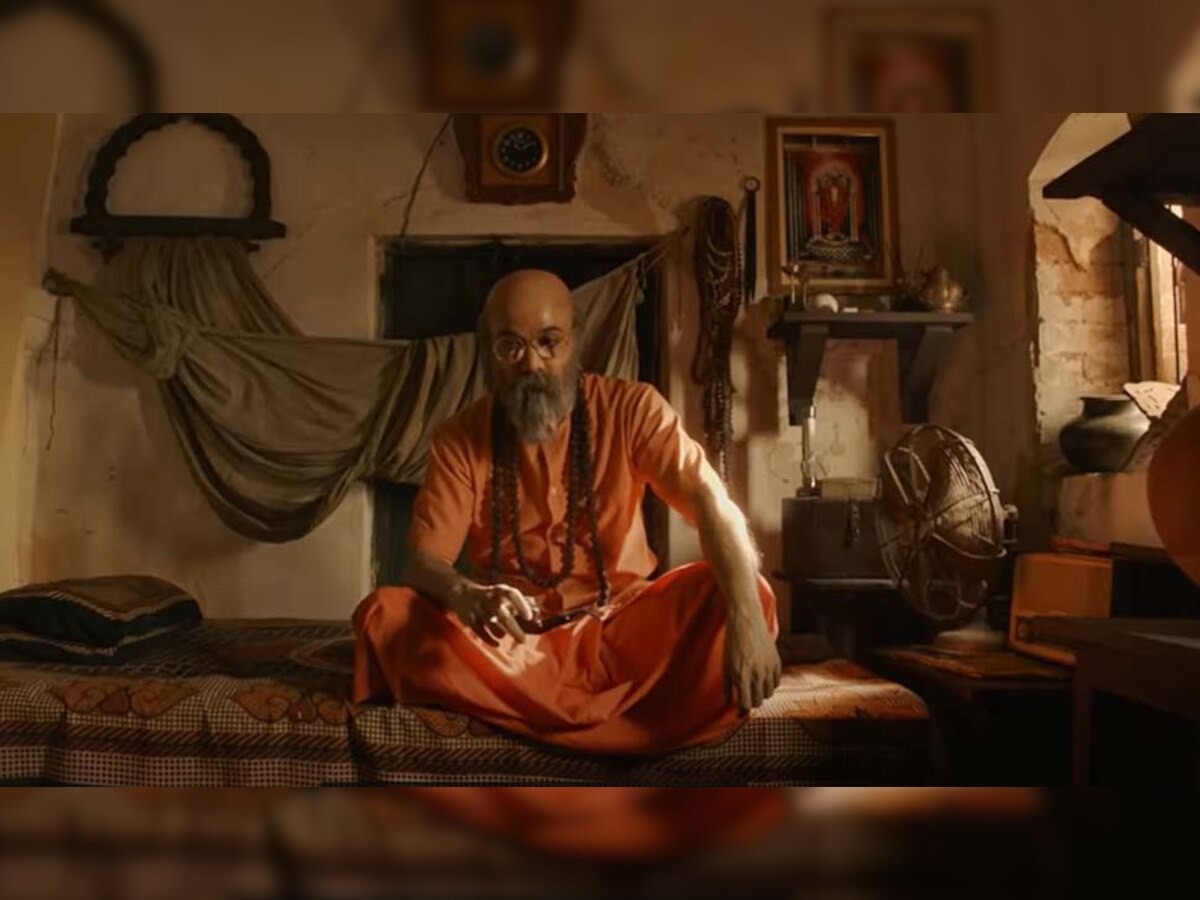 'गुमनामी'  फिल्म के एक दृश्य में नेताजी सुभाष चंद्र बोस