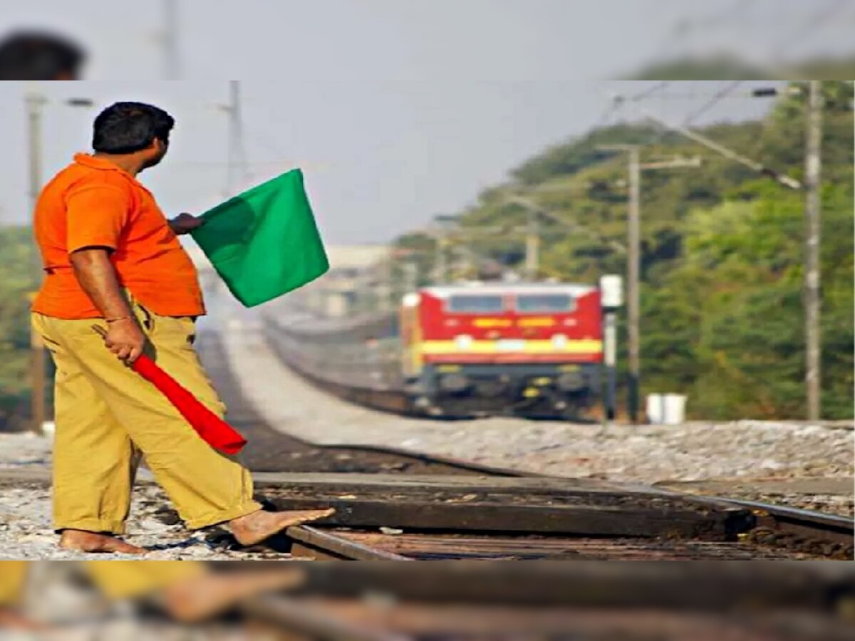 Indian Railways News: रेल यात्रियों के लिए बड़ी खबर! बदले गए इन अहम ट्रेनों के रूट; देखें लिस्ट