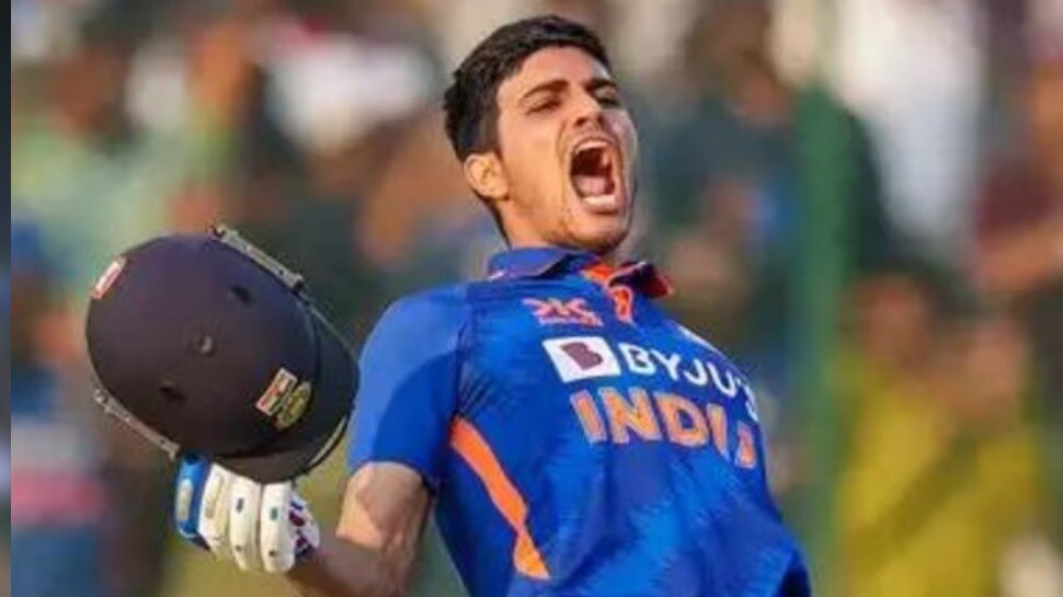 Shubman Gill 100: हैदराबाद के बाद इंदौर में शुभमन गिल का तूफान, शतक लगाकर क्रीज पर डटे