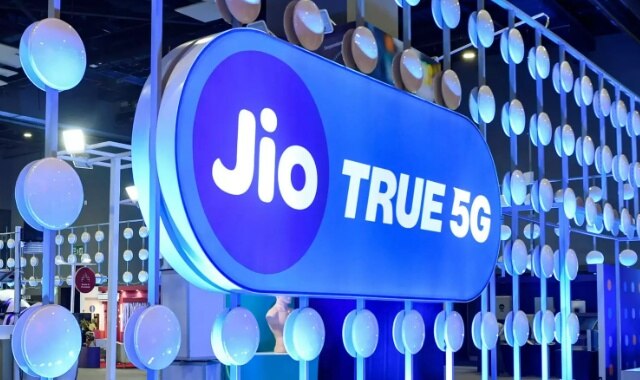 Jio True 5G: Reliance ने इन 50 शहरों में भी शुरू की 5जी सर्विसेज, जानिए आप कैसे उठा सकते हैं लाभ?