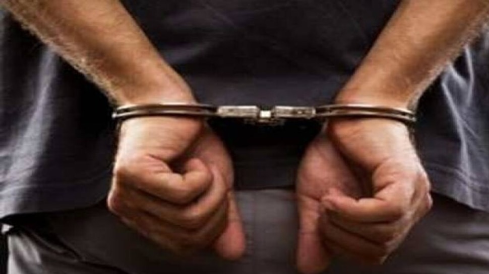 Gurugram: नकली नहीं असली पुलिसकर्मी ने की लाखों की अवैध वसूली, Head Constable गिरफ्तार 