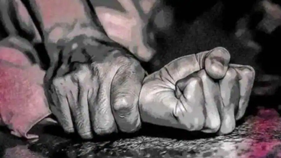 Jaspur: नाबालिग बच्ची के साथ बगीचे में किया रेप, पुलिस ने पॉक्सो सहित गंभीर धाराओं में मुकदमा दर्ज कर भेजा जेल