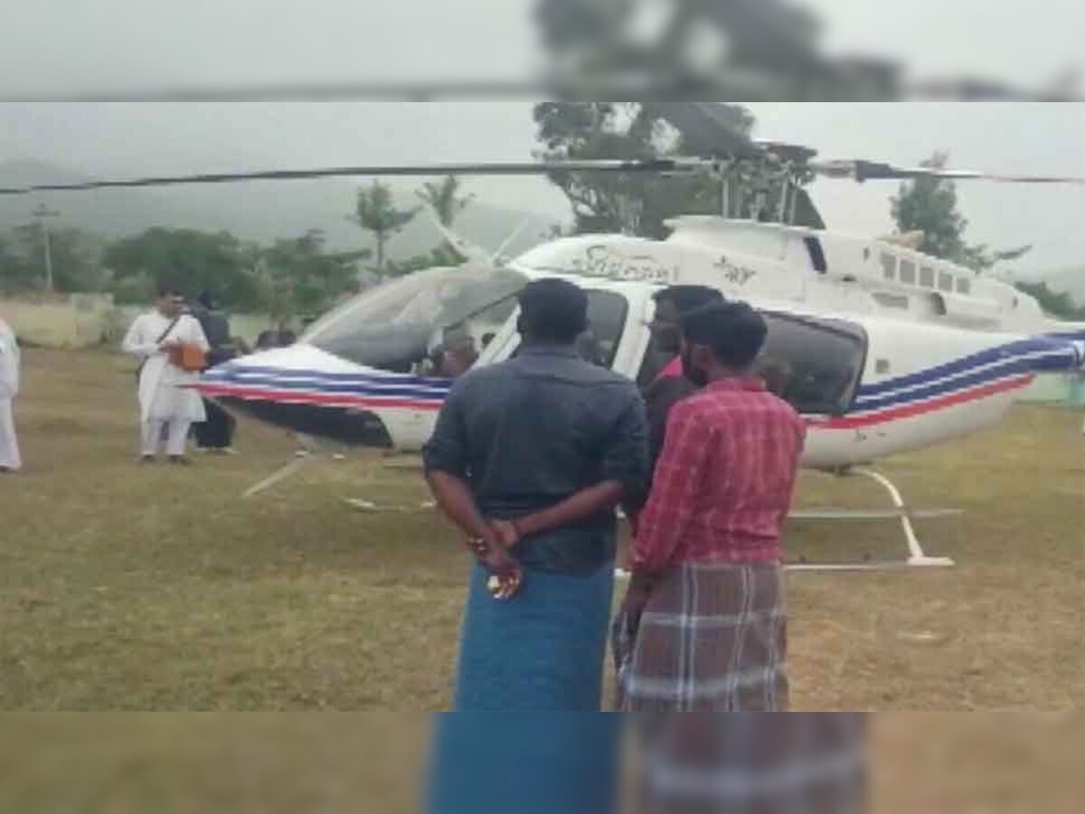 Sri Sri Ravi Shankar के हेलीकॉप्टर की तमिलनाडु में आपात लैंडिंग, बेंगलुरु से जा रहे थे तिरुपुर 
