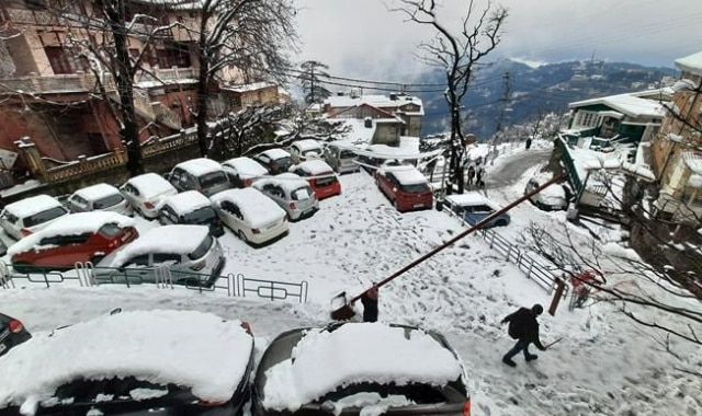 Shimla-Manali घूमने की बना रहे हैं प्लानिंग, तो देख लें ये एडवाइजरी, स्नोफॉल के कारण 256 सड़कें बंद