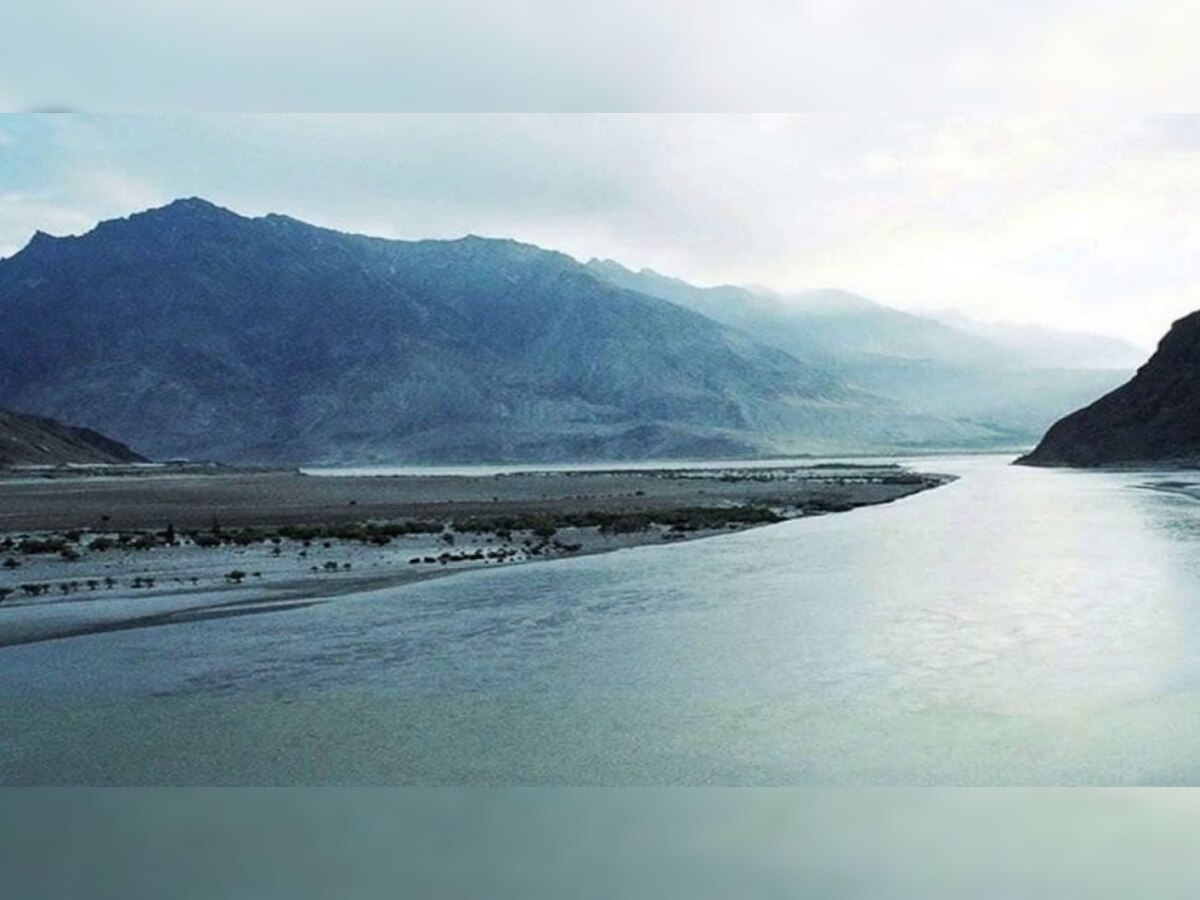 Indus Water Treaty: क्या पाकिस्तान का हुक़्क़ा -पानी बंद करने की फ़िराक़ में है भारत; सिंधु जल संधि पर लिया बड़ा स्टैंड