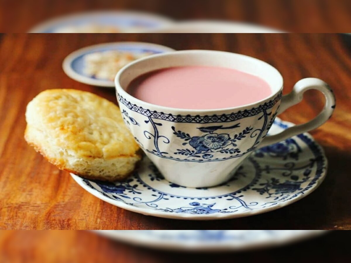How To Make Pink Tea: स्ट्रेस का इलाज करती है कश्मीरी पिंक टी, पेट की ब्लोटिंग को भी दूर भगाएं