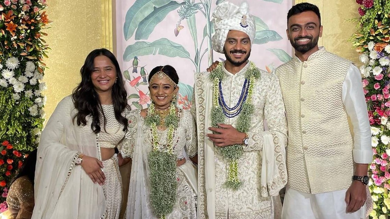 जानें कौन हैं मेहा पटेल जिनसे शादी के बंधन में बंधे हैं भारतीय क्रिकेटर अक्षर पटेल, वायरल हो रही हैं शादी की तस्वीरें