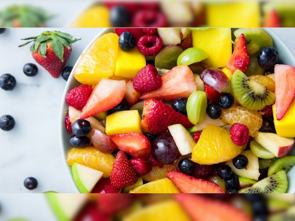 Fruits Salad: ଯଦି ଏହିସବୁ ଫଳକୁ ମିକ୍ସ କରି ସେବନ କରୁଛନ୍ତି ତେବେ ହୋଇଯାଆନ୍ତୁ ସାବଧାନ !