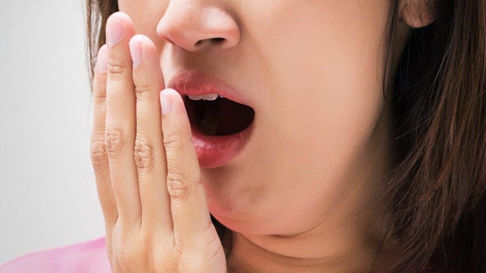 how-to-get-rid-of-mouth-smell-easy-tips