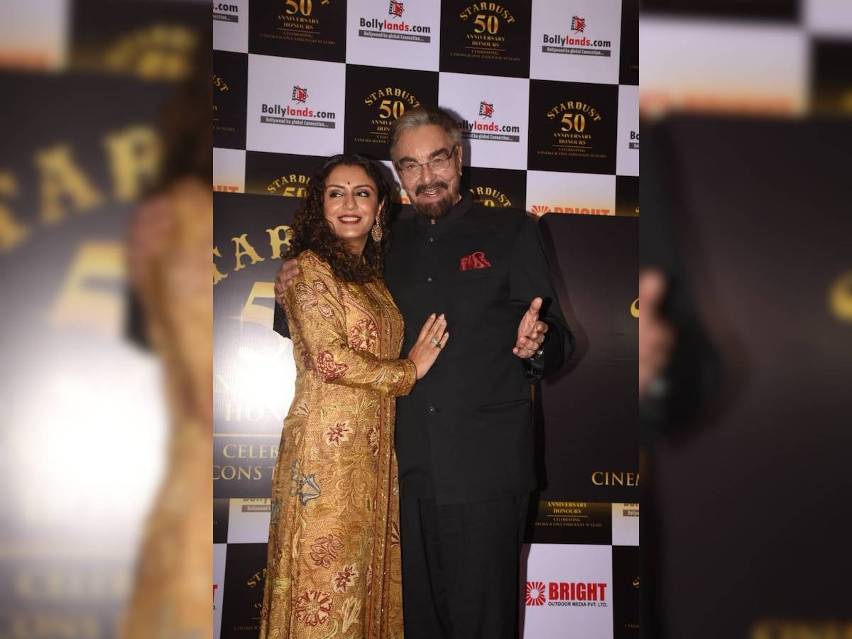 Kabir Bedi Spotted With Fourth Wife Parveen Dusanj At Stardust Award Function बेटी की उम्र से 