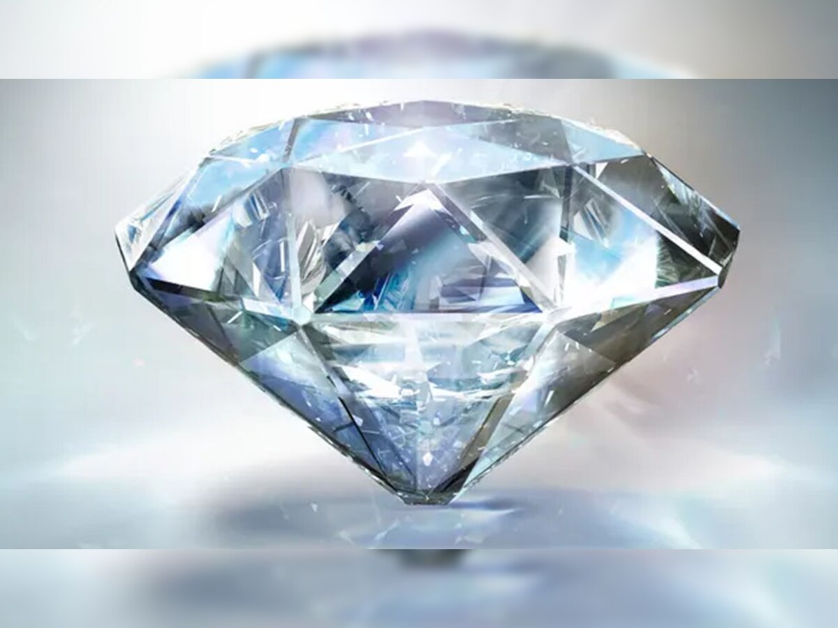 Diamond: क्या हीरा चाटने से वाकई में हो जाती है मौत? जान लीजिए इस दावे के पीछे की सच्चाई, आप भी हो जाएंगे हैरान