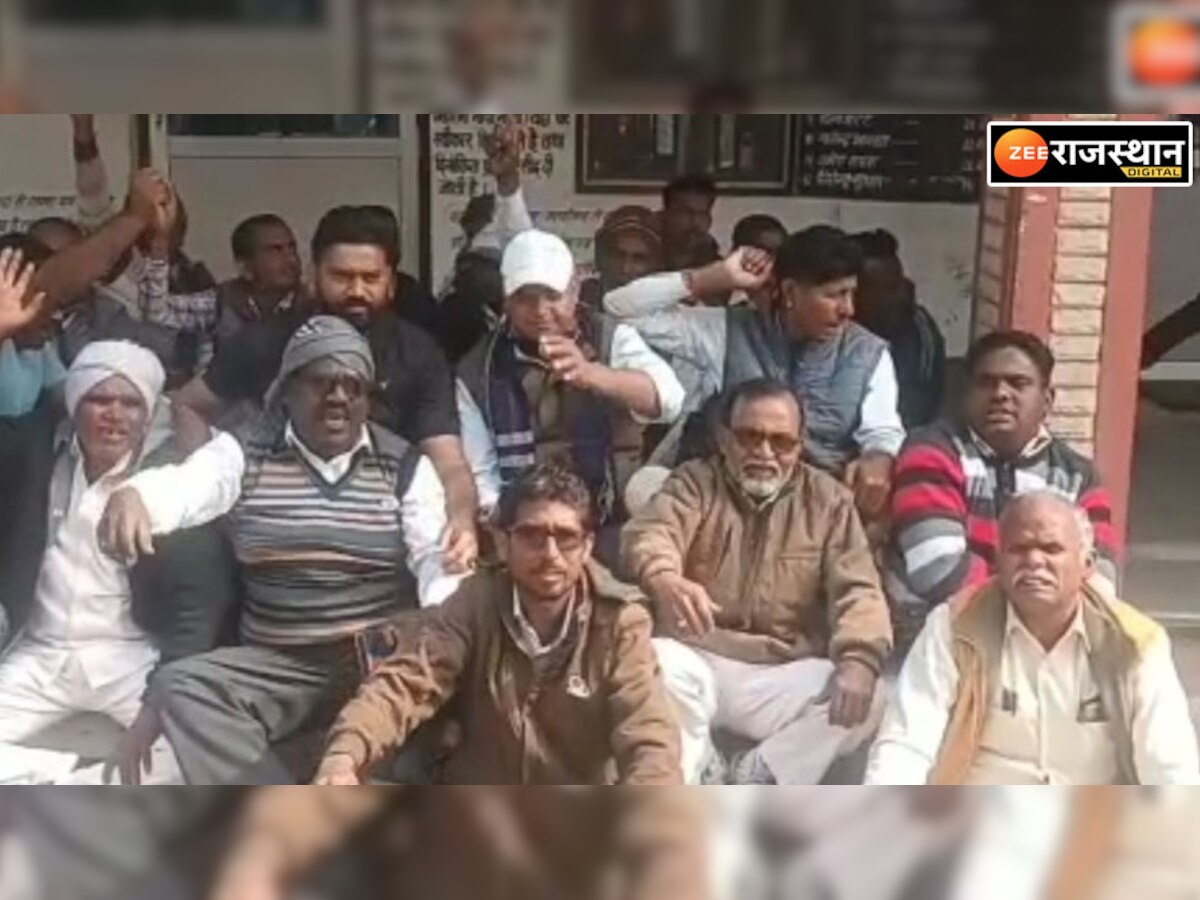 Dungarpur: सागवाड़ा सरपंच संघ ने किया प्रदर्शन,सामग्री मद के भुगतान की उठाई मांग