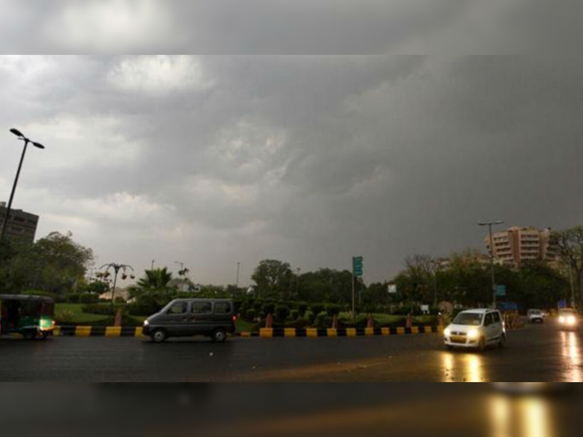 Weather Update: दिल्ली एनसीआर में होगी बारिश या निकलेगा सूरज, जानें मौसम विभाग का अपडेट