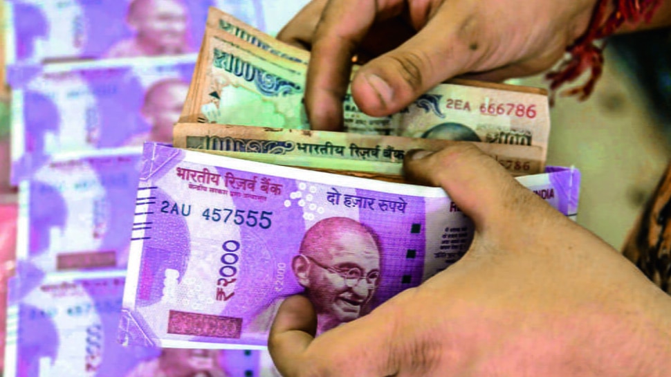 शख्स को लगी 20 अरब की लॉटरी, अय्याशी में उड़ाए इतने रुपए कि मरने से पहले ही बच्चे हो गए कंगाल