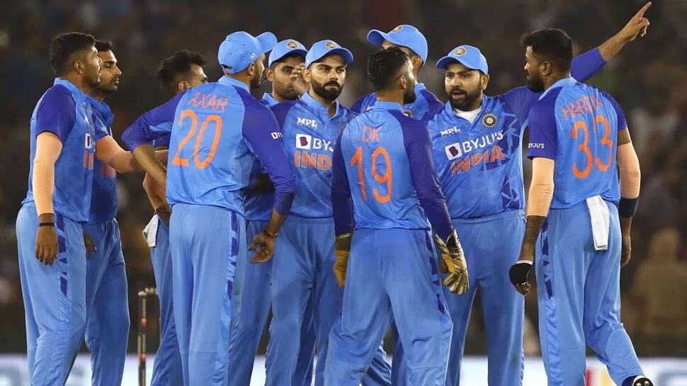 Team India: टीम इंडिया के इस खिलाड़ी ने दूसरे देश की टीम का थामा हाथ, 1 साल से नहीं मिला खेलने का मौका