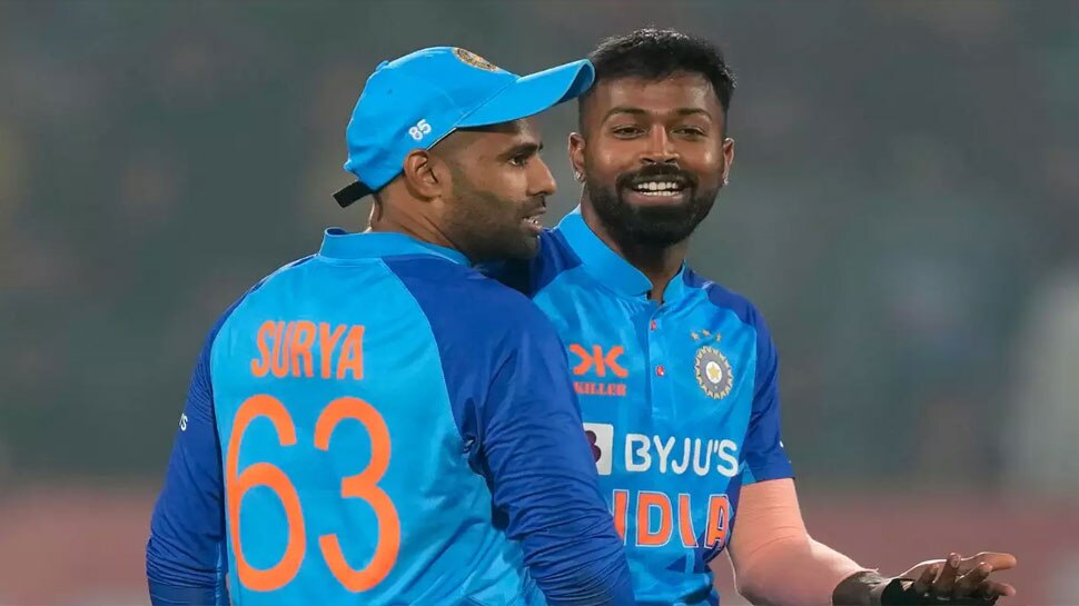 IND vs NZ: कप्तान पांड्या के खिलाफ खड़े हुए सूर्यकुमार यादव? लखनऊ की पिच पर दिया ये बड़ा बयान