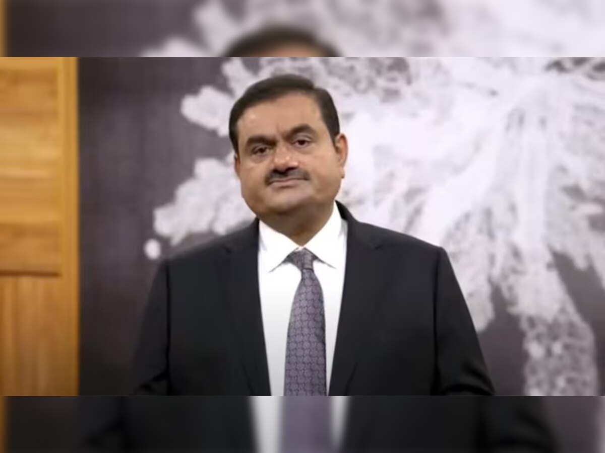 Adani Group: अडानी समूह का बड़ा फ़ैसला; इस वजह से निवेशकों को लौटाएगा पैसा