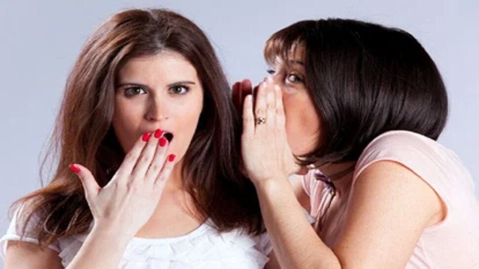 Relationship Advice: गलती से भी किसी के साथ शेयर न करें ये बातें, गहरे रिश्ते भी हो जाते हैं खराब