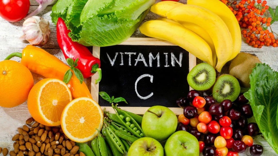 अपनी बॉडी में न होने दें Vitamin C की कमी, शरीर देने लगते हैं ये संकेत, ऐसे पहचानें
