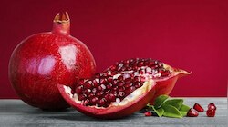 Pomegranate: अनार के छोटे-छोटे दानों में छिपा है सेहत का खजाना, ये लोग जरूर खाएं 