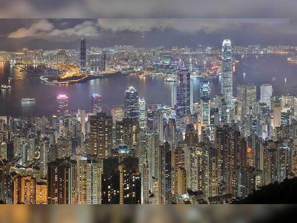 5 लाख पर्यटकों को मुफ्त में घुमाएगा यह देश, आने जाने पर नहीं खर्च होगा एक भी रुपया