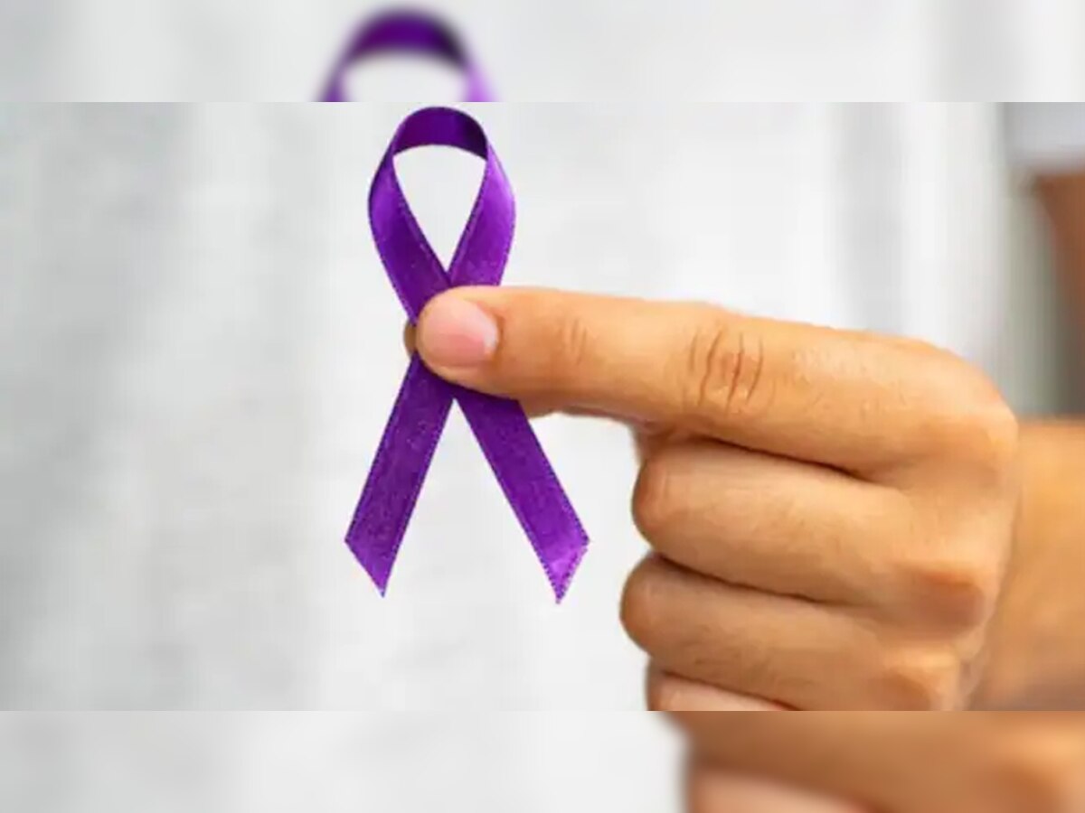 World Cancer Day 2023: इन चीजों को दिनचर्या में करें शामिल, आसपास भी नहीं भटकेगा कैंसर